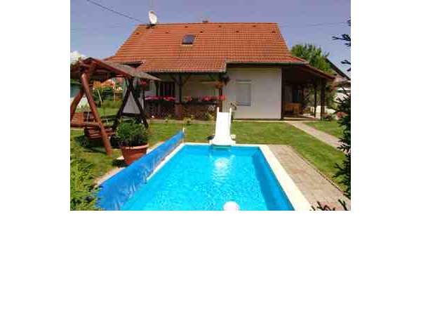 Ferienhaus Freistehendes Ferienhaus mit Pool, Siofok, Plattensee - Südufer, Plattensee, Ungarn, Bild 2