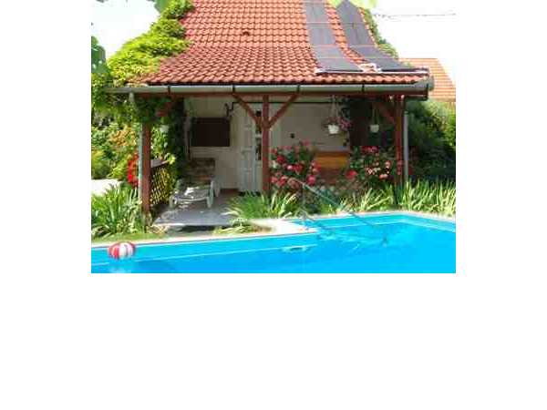 Ferienhaus 'Kleines Ferienhaus mit Pool' im Ort Siofok