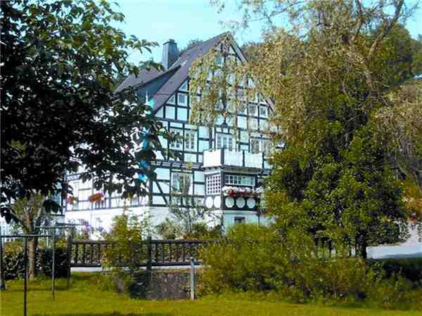 Ferienwohnung 'Gerwenshof (Taubenschlag-Kornkammer-Dreschdeele& Milchkammer) ' im Ort Schmallenberg Niedersorpe