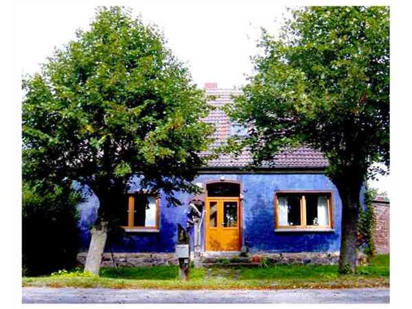 Ferienhaus 'Blaues Haus - Alte Schule' im Ort Brenkenhof