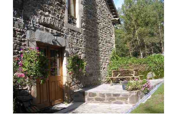 Ferienhaus 'Die Wassermuhle' im Ort Saint-Gervais-d'Auvergne