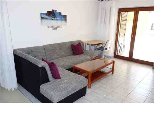 Ferienwohnung Apartment Zora 1 (2 + 2 P.) - strandnah, günstig, Pirovac, Insel Murter, Dalmatien, Kroatien, Bild 4