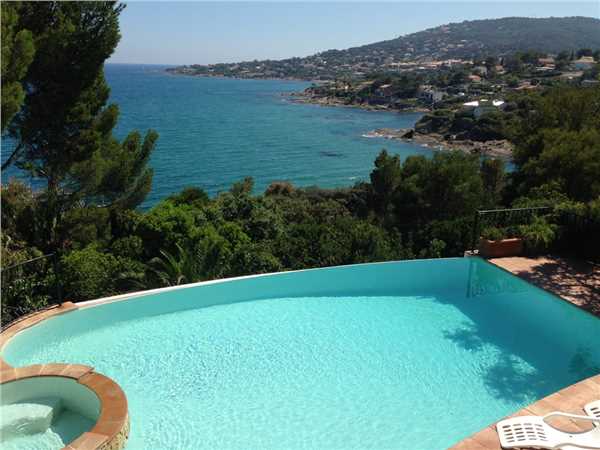 Ferienhaus Appartment in Villa mit Pool, Saint Aygulf, Côte d'Azur, Provence - Alpen - Côte d'Azur, Frankreich, Bild 2
